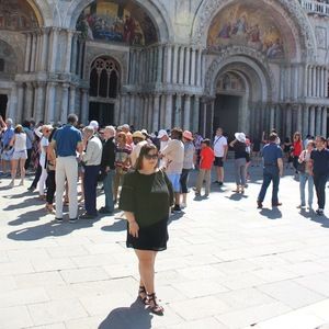Meet your Posher, Denise